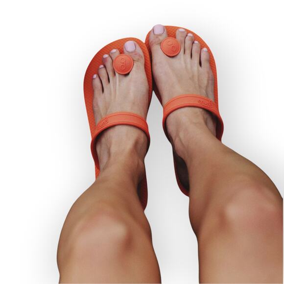 NEW Large (M9/10~W12) GURUS FlipFlop RED Eco Sandals - Picture 3 of 13